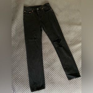 Black Ripped Levi Jeans